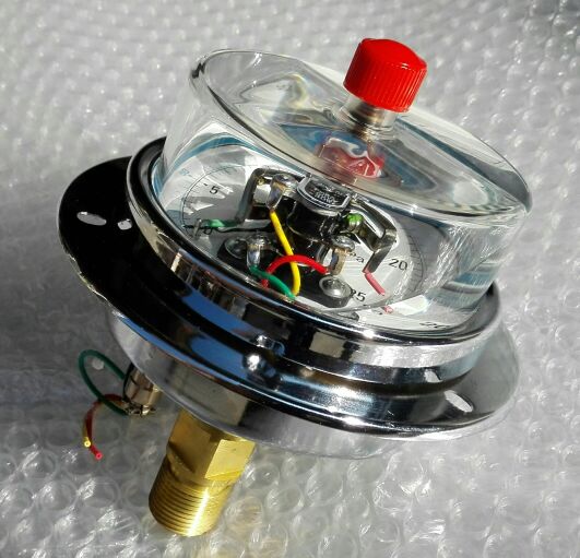 轴向带边耐震电按点压力表yxk-100iii 0～25mpa 250bar 直径100mm