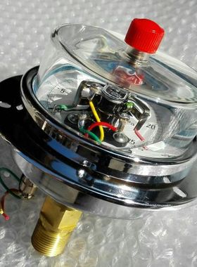 轴向带边耐震电按点压力表yxk-100iii 0～25mpa 250bar 直径100mm