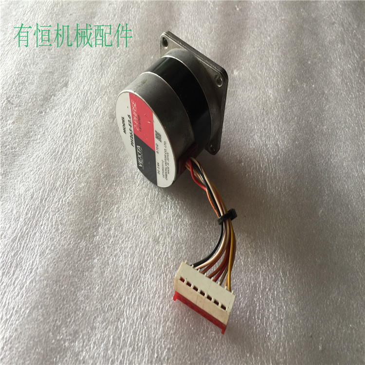 议价VEXTA步进驱动器电机 PH265-E2.6