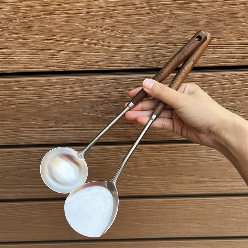 304不锈钢日韩式料理勺迷你拉面汤勺木柄火锅勺子盛汤勺锅铲炒菜