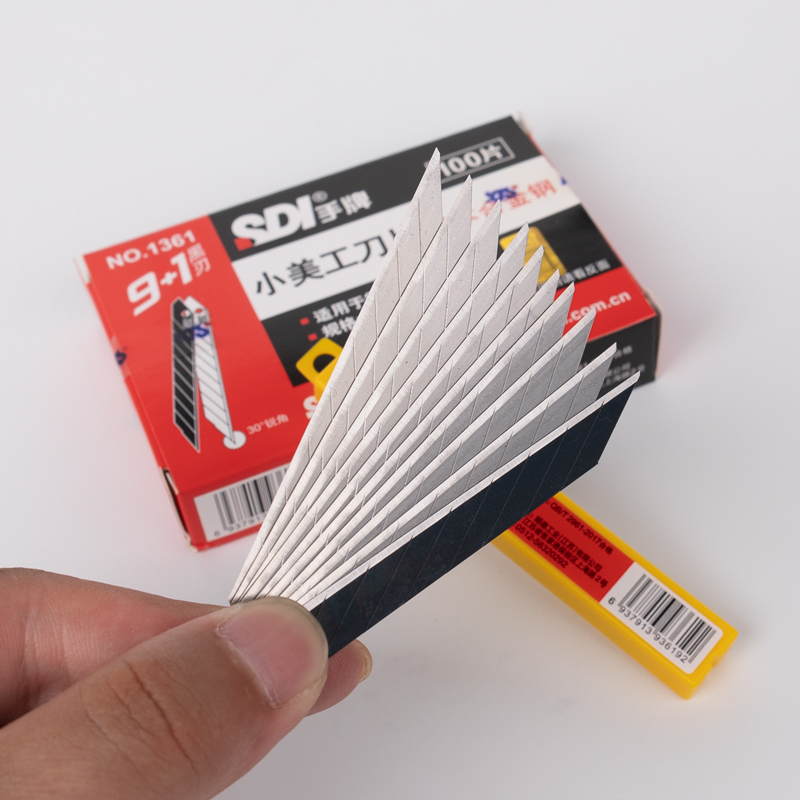 进口手牌美工刀片小号度