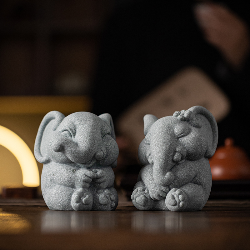 中式可爱情侣大象雌雄一