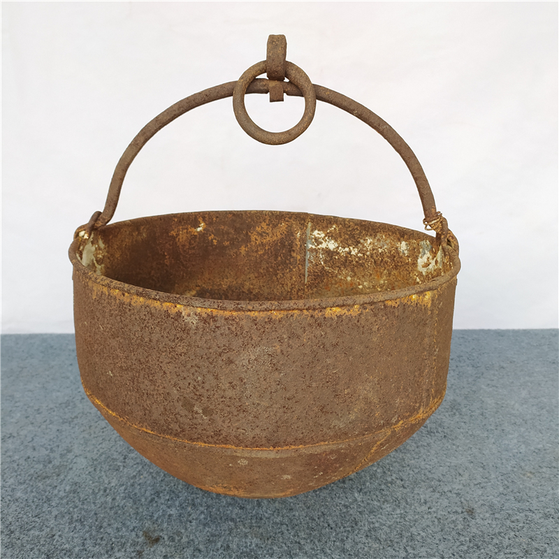 民俗老物件辘轳桶大铁农