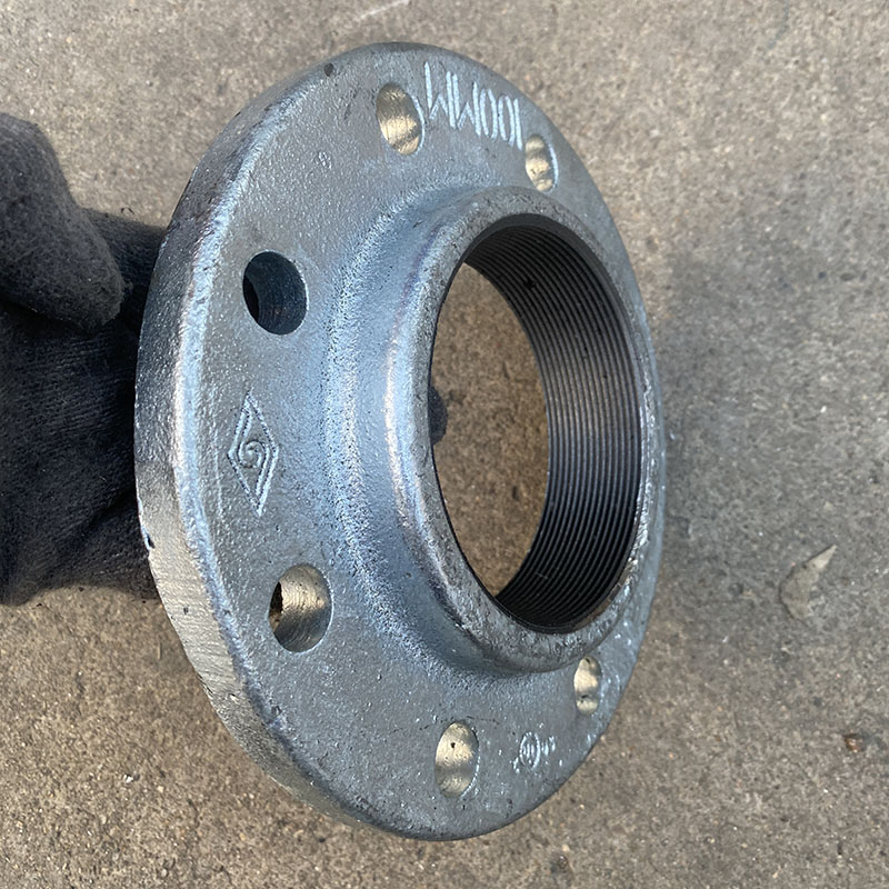 迈克品牌镀锌丝扣法兰片