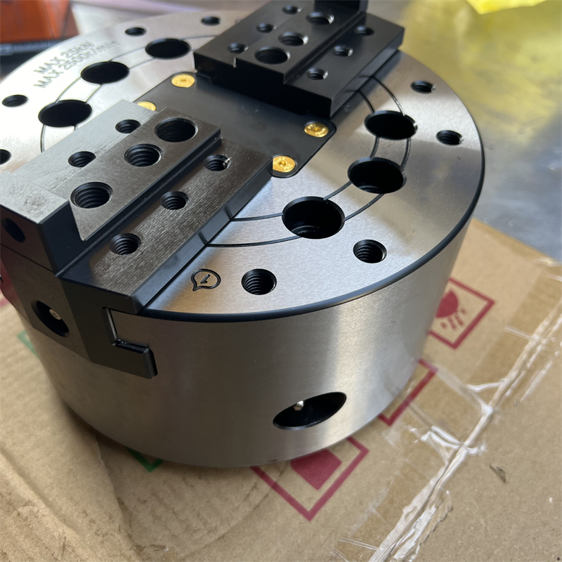 二爪中实宽大行程液压卡