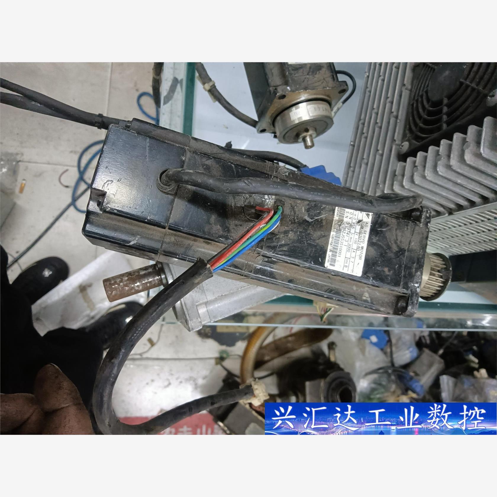 安川刹车电机SGM-03B314B，拆机包好仅此一个，500 议价商品