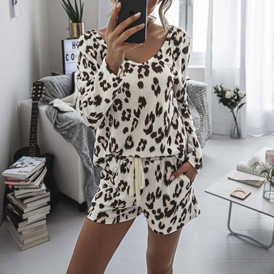 Home Comfortable Fashion Leopard Print Round Neck Suit