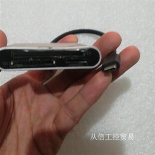 startech.com FCREADU3C USB-C 三