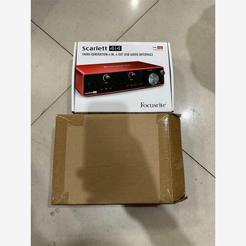 福克斯特Focusrite4外
