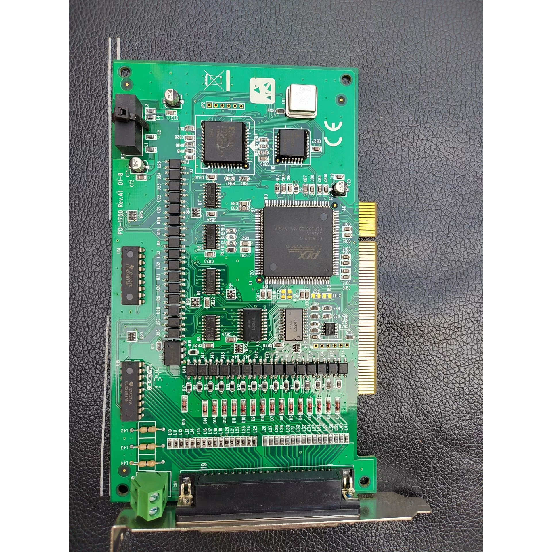 释迦自动化研华PCI-1750 数据采集卡 32路隔离数字I/O计数器