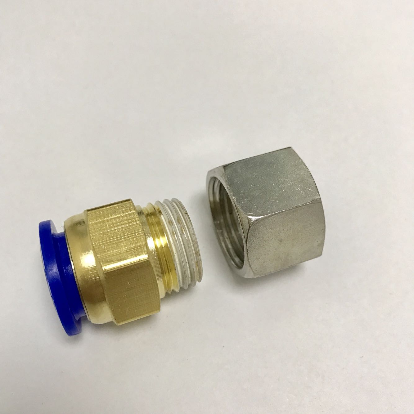 管焊接快气头一边外径不