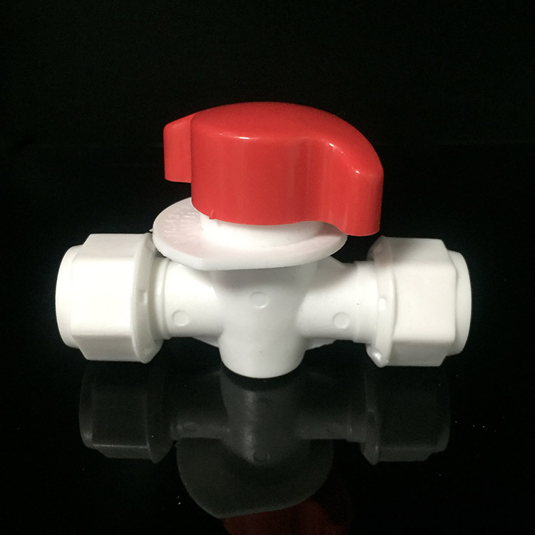 热卖铝塑管等径球阀1216 1620太阳能pom水管管件内丝球阀外丝球阀