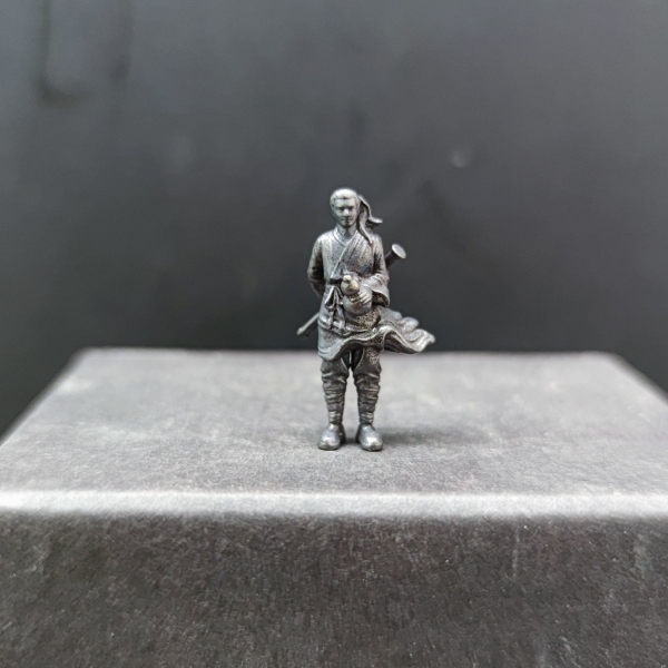 黄铜江湖饮酒侠客小摆件