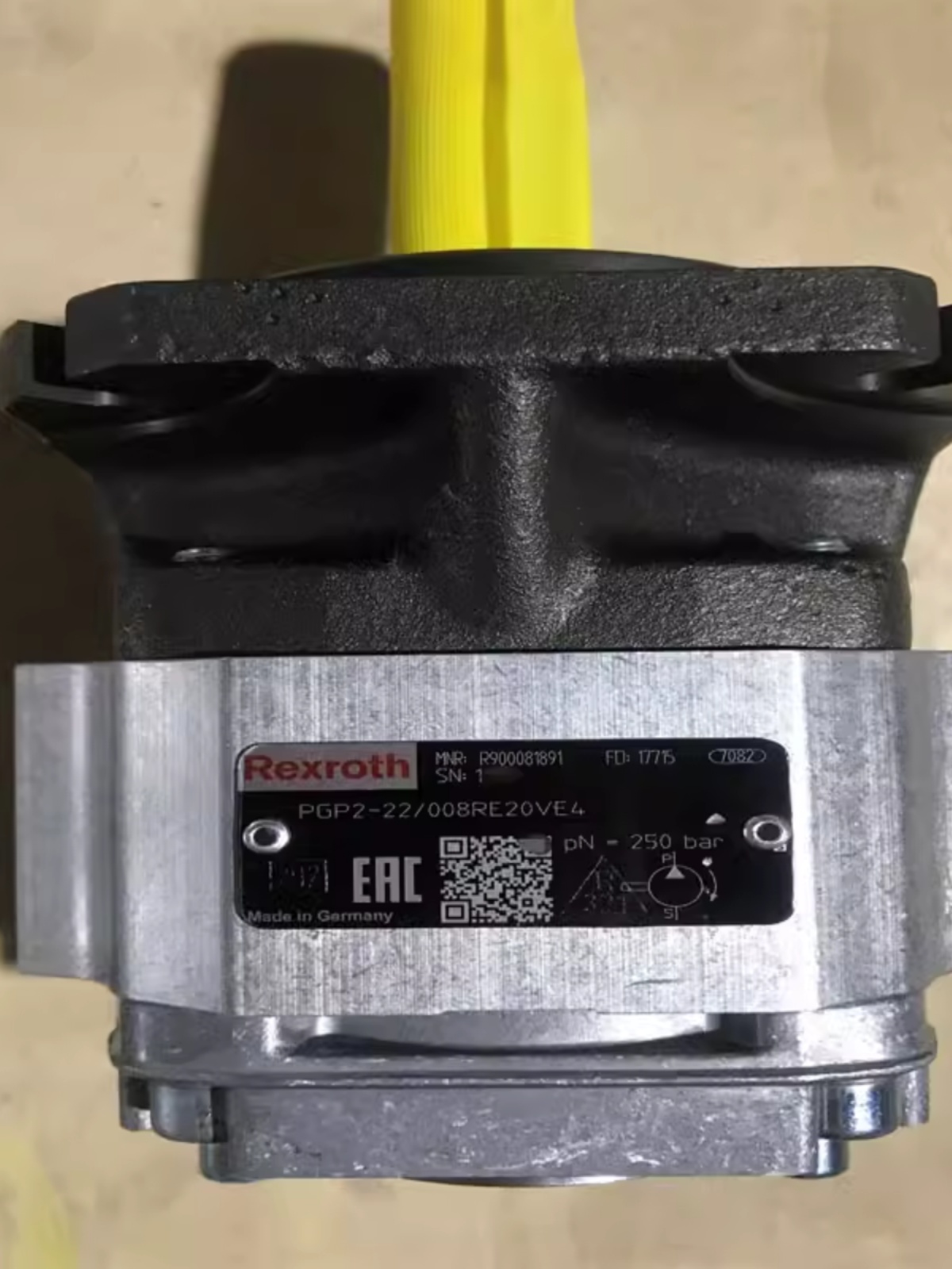 力士乐齿轮泵R900580381液压泵PV7-1A/10-14RE01MC0-16柱塞泵马达