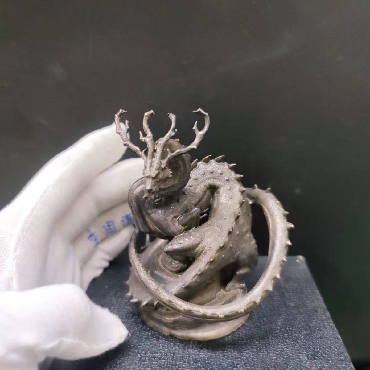 纯铜做旧神龙怪物猎人钢龙炎王龙雄火龙王麒麟碎龙斩龙黑蚀龙泡狐