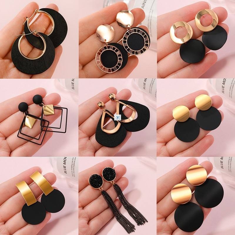 New Korean Statement Earrings for women Black Cute Arcylic