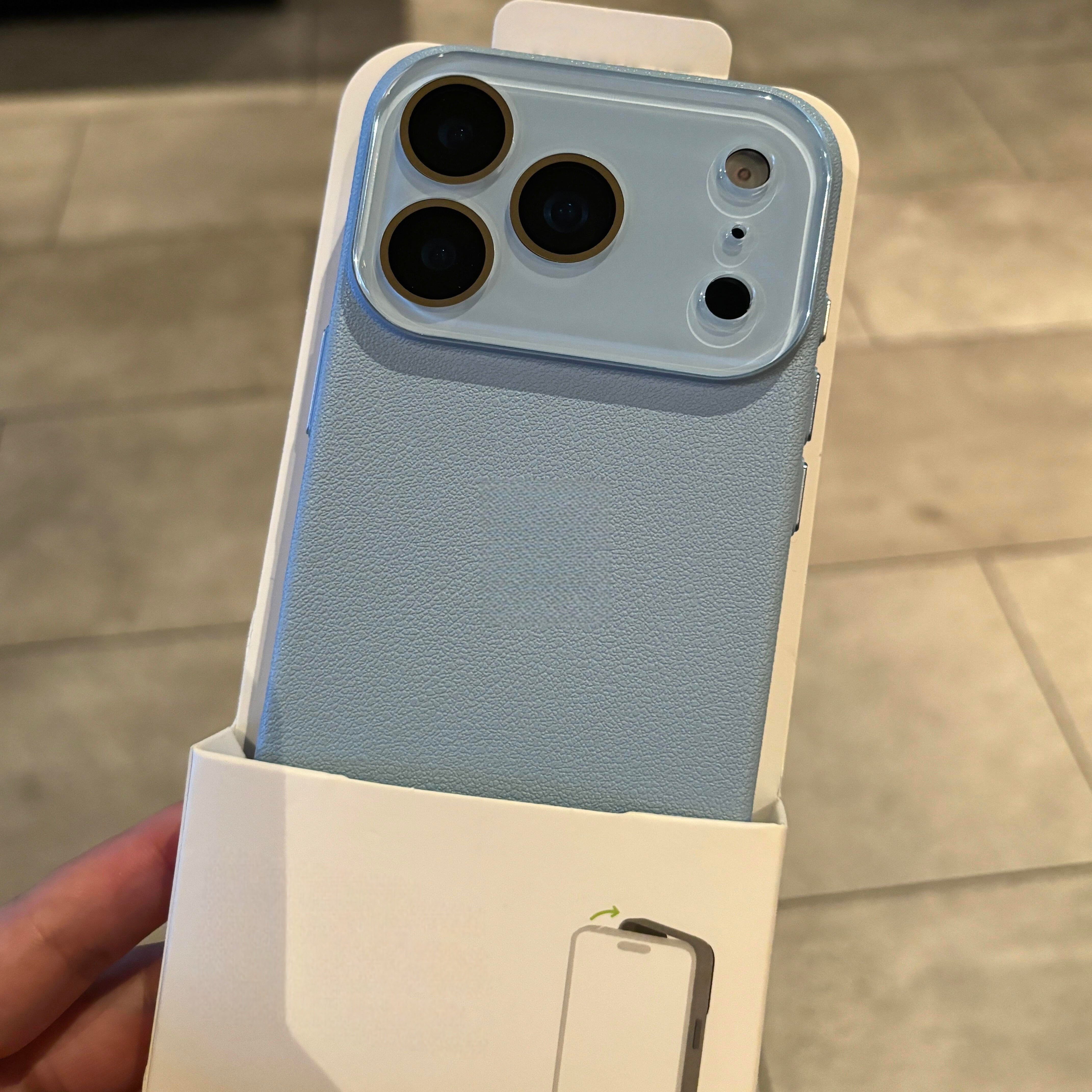 颗粒感远峰蓝色荔枝纹适用苹果17Promax手机壳iPhone16/15pro简约iphone14侧边针织孔散热plus薄款13硬壳12女