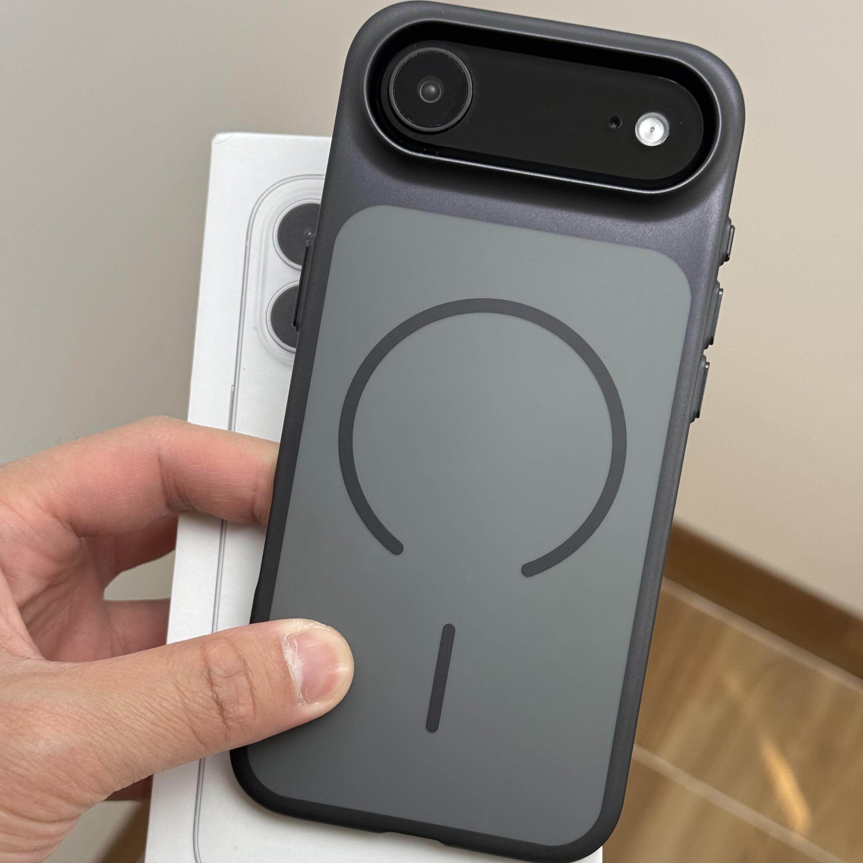 秒变准分子炭黑色适用iPhoneAir手机壳大视窗苹果17/16Promax超薄iphone15pro磨砂14金属按键13细磁吸12男11