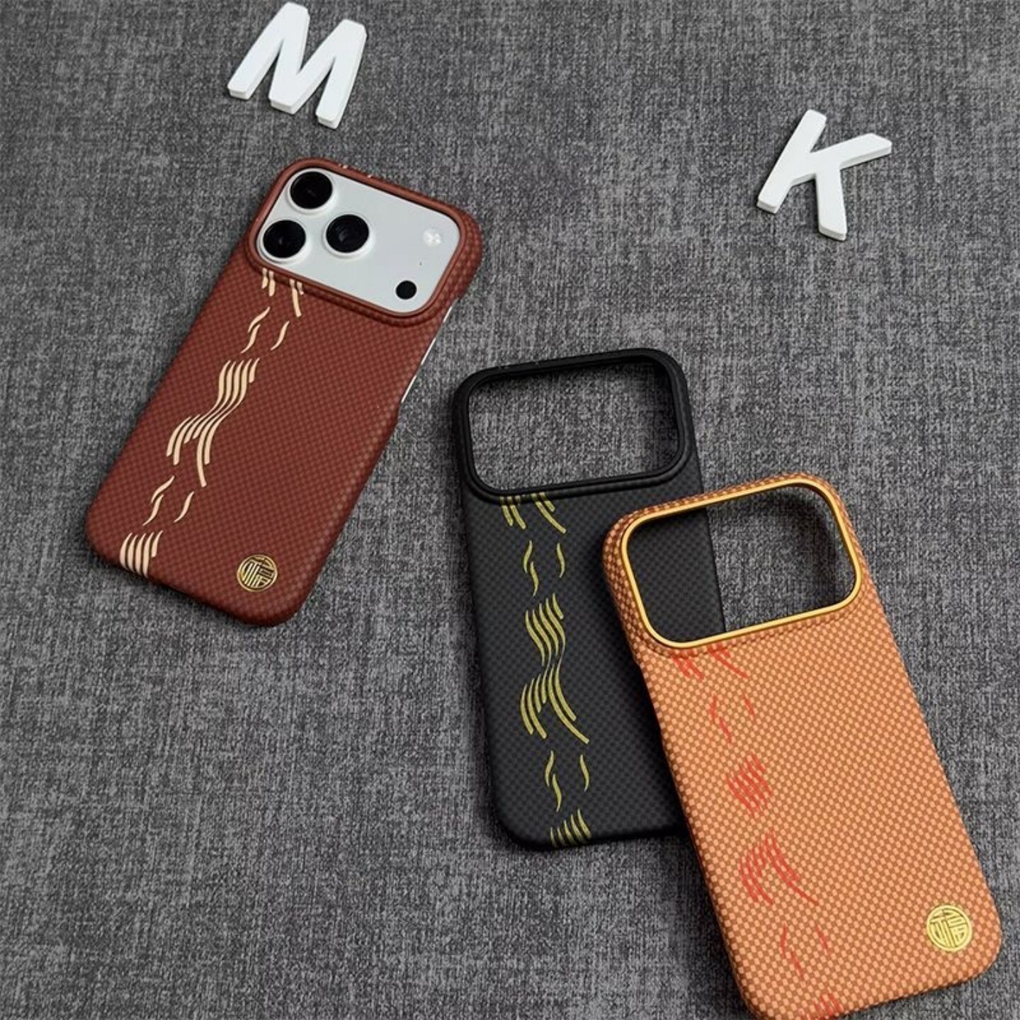 潮款商务奔腾系列凯夫拉纹理适用苹果17promax手机壳iPhone16Pro超薄强力磁吸华为mate80promax金属镜框RS男