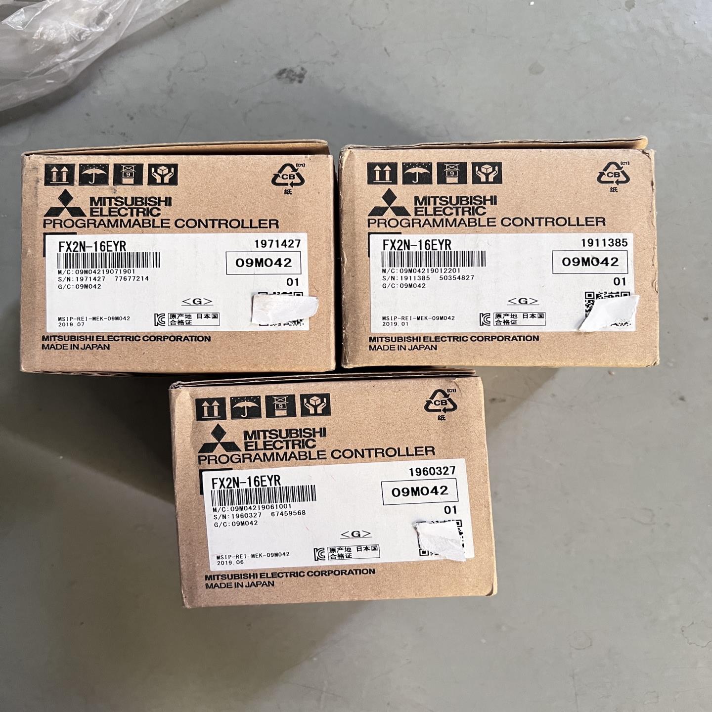 全新三菱PLC扩展模块 FX2N-16EYR