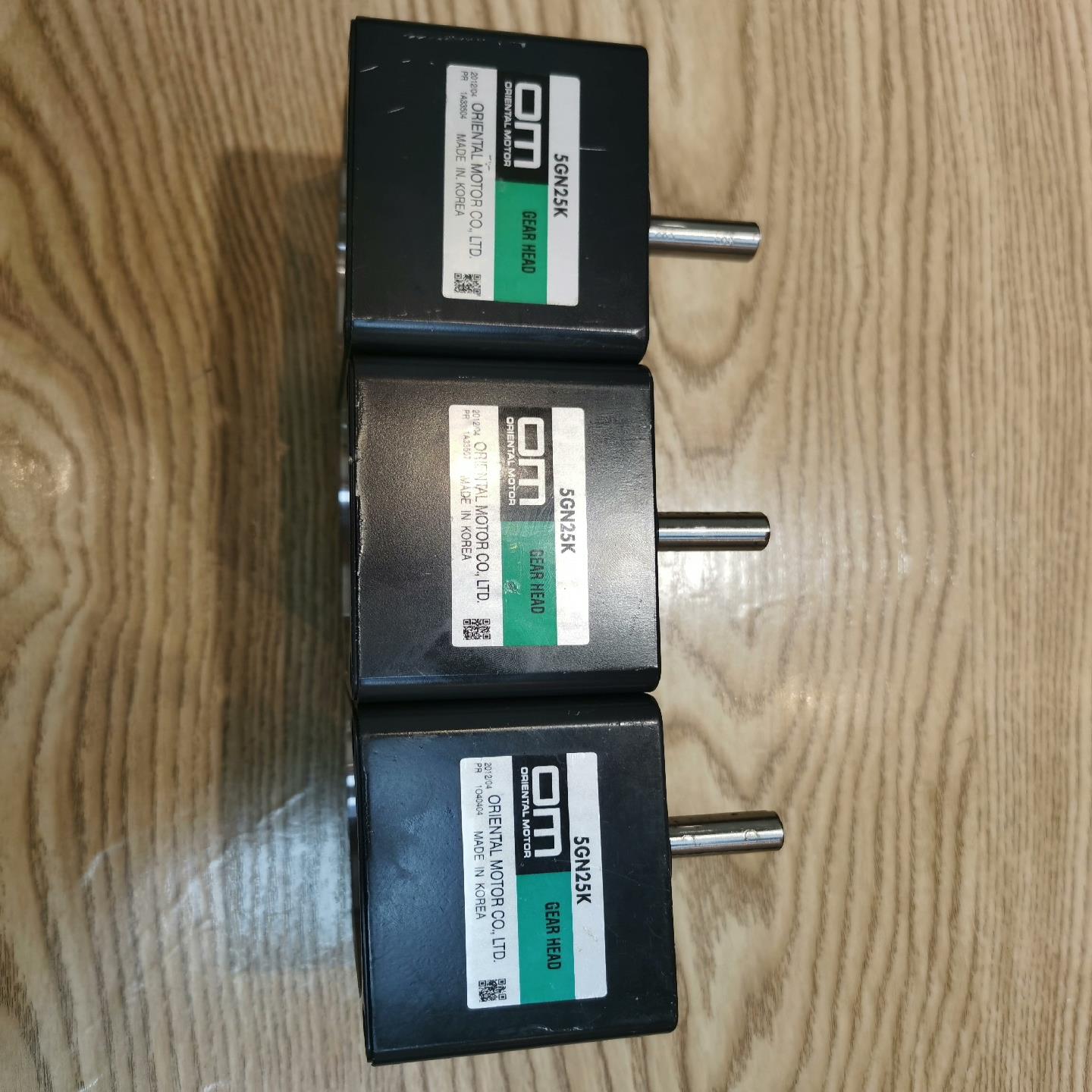 OM东方马达5GN25K牙箱齿轮减速器 变速箱  一共三个没