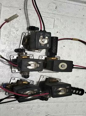 SMC电磁阀VXV3130-02-5G1-B///5只拆机下