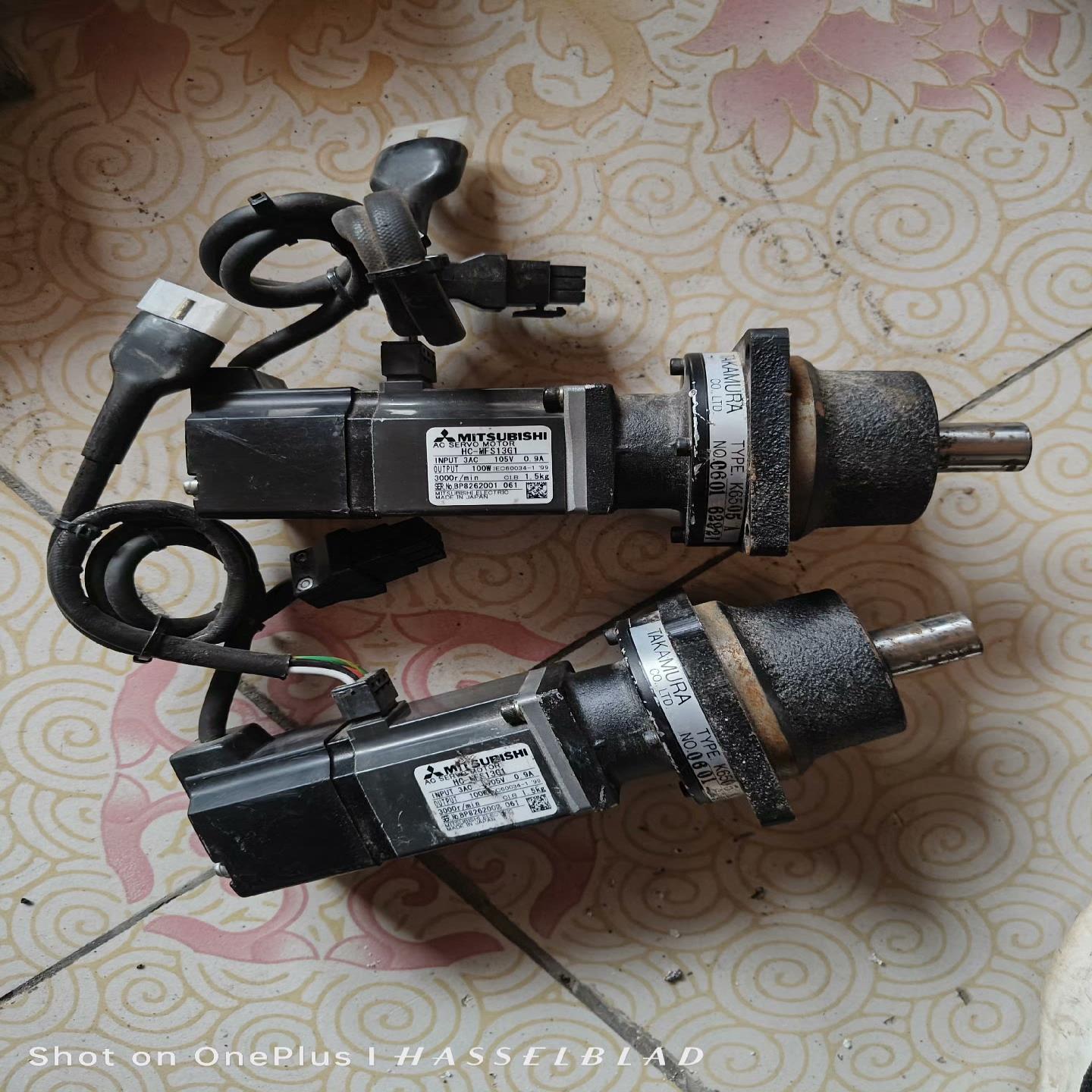 伺服电机HC-MFS13G1            10