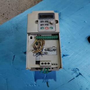 4Kw 型号HLPNV04D043A 海利普变频器 拆机件 德峰