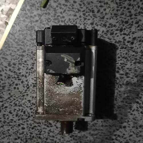 电机 0.4kw成色如图有意私聊我