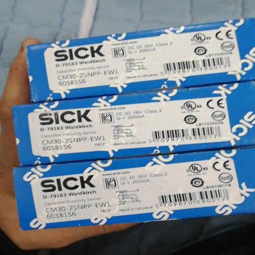 全新SICK原装正品CM30-25NPP-EW1   3
