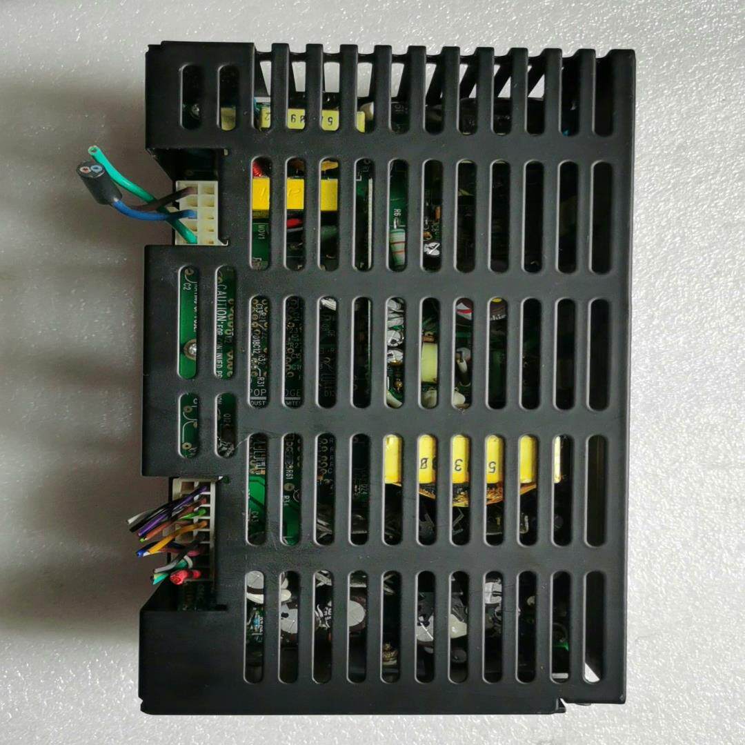 LAMBDA电源MP10674，四路输出12V 0.9