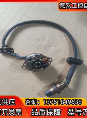 B13000A35275安川编码器，成色很好，如图所示，功能