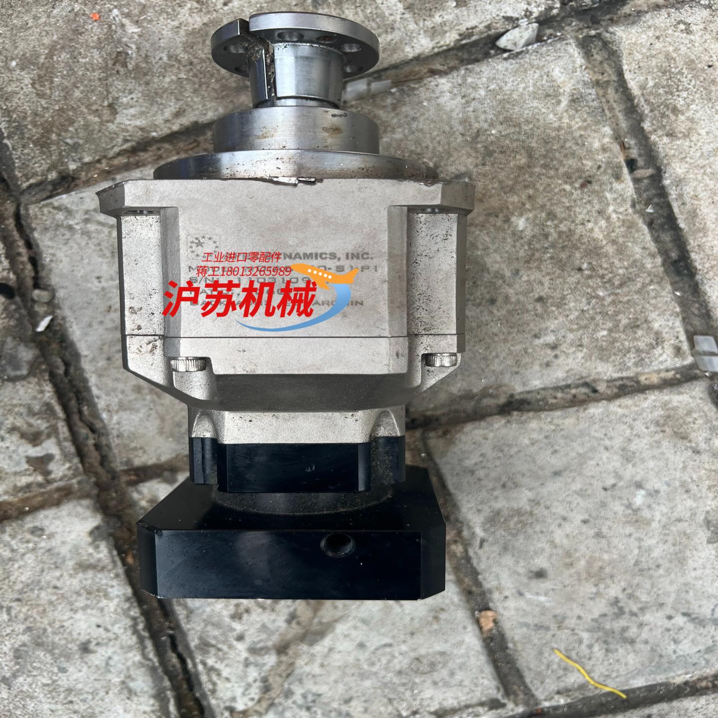 精锐行星减速机。AB090-S1-P1。1：100。出轴22