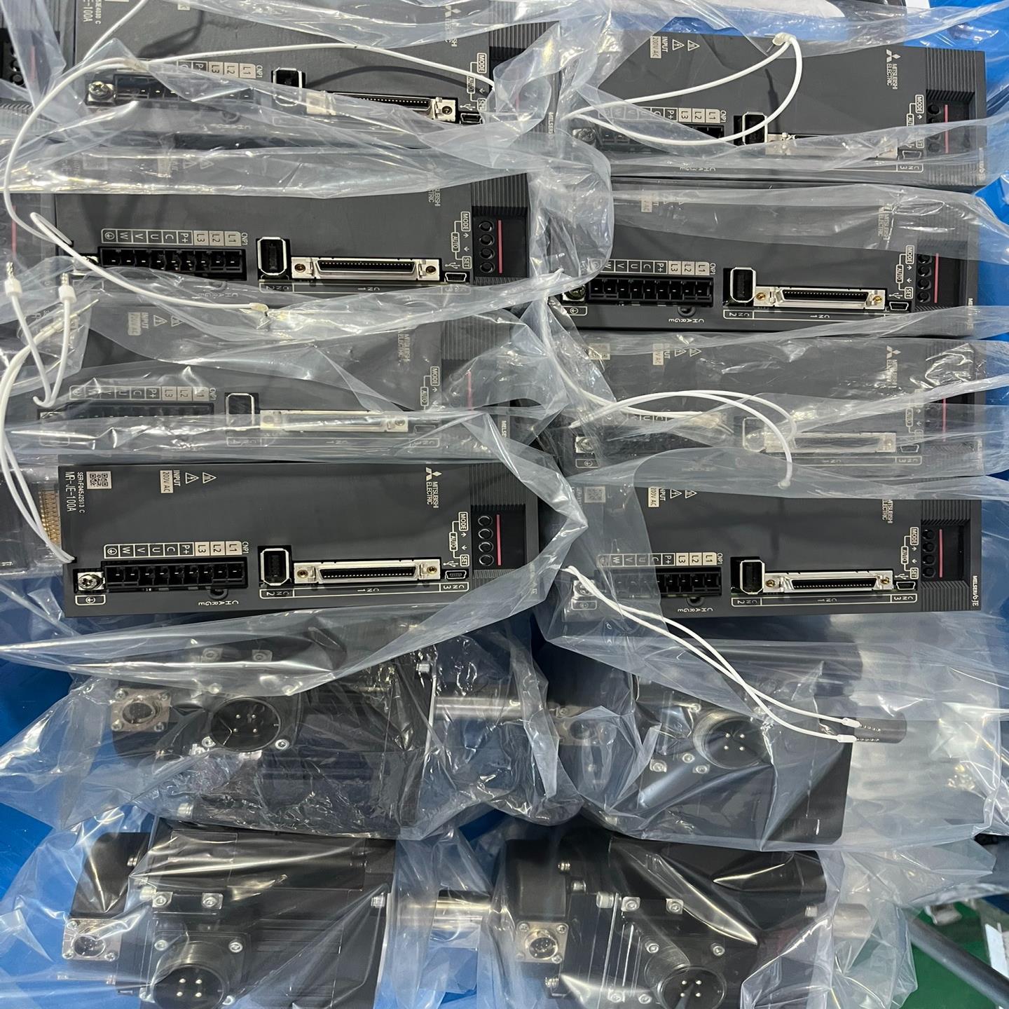 现货JE系列1kw套装MR-JE-100A