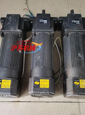 90w减速电机，电机型号M9RC90GB4W，减速箱型号