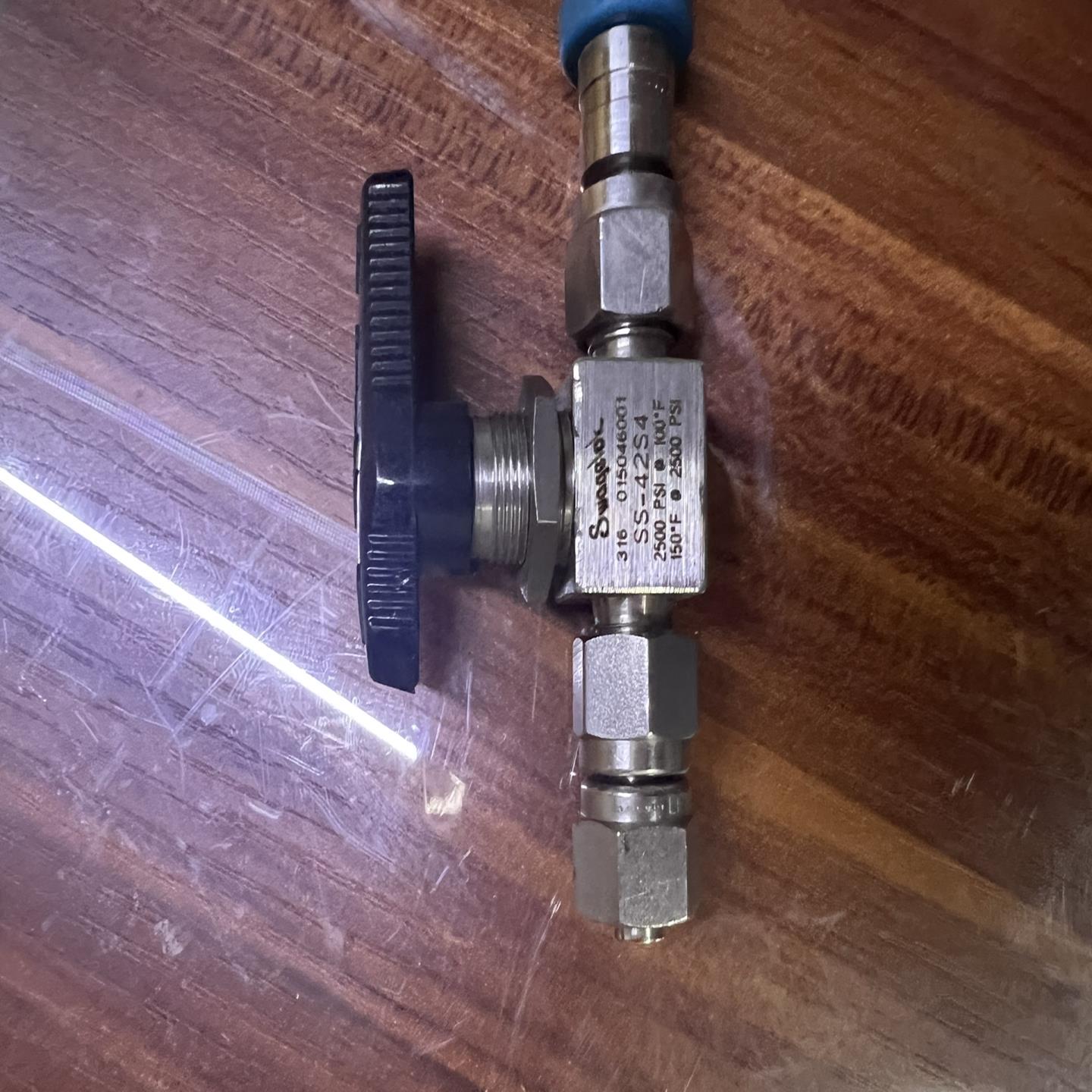 世伟洛克SS-42GS4