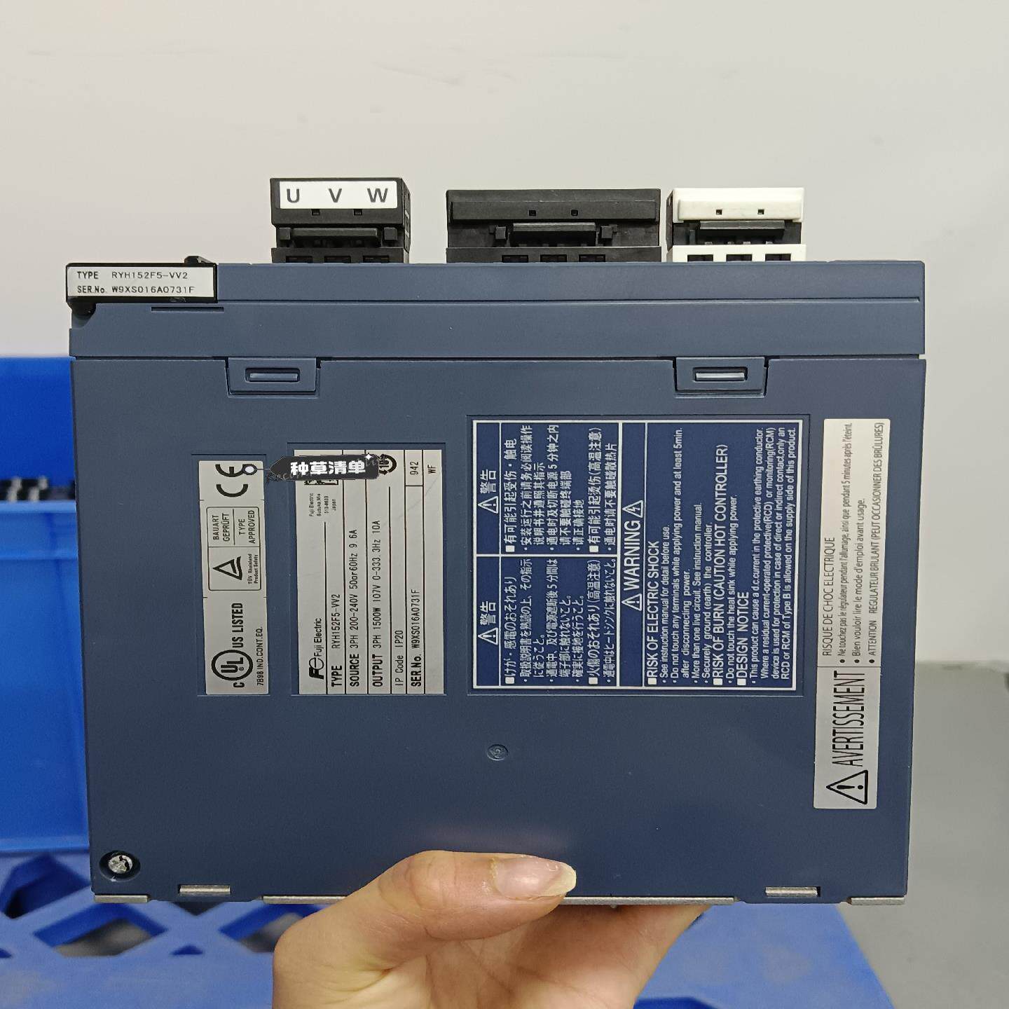 （设备配件）富士伺服驱动1.5KW  RYH152F5-VV2