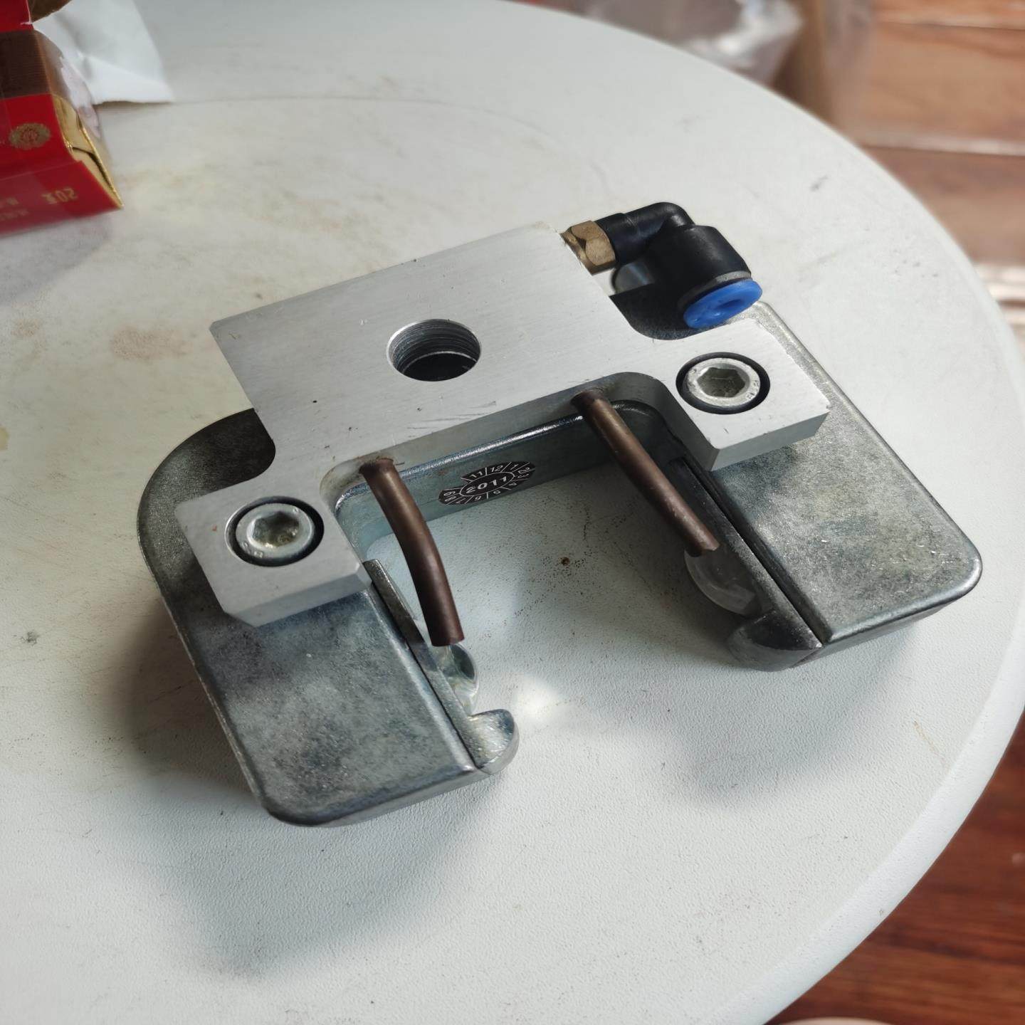 BST IR2005/30纠偏电眼拆机件功能完好，图上实物！