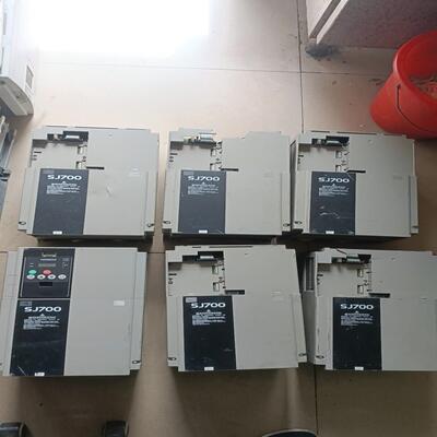 日立变频器SJ700-220HFEF2     现货4台有一议价