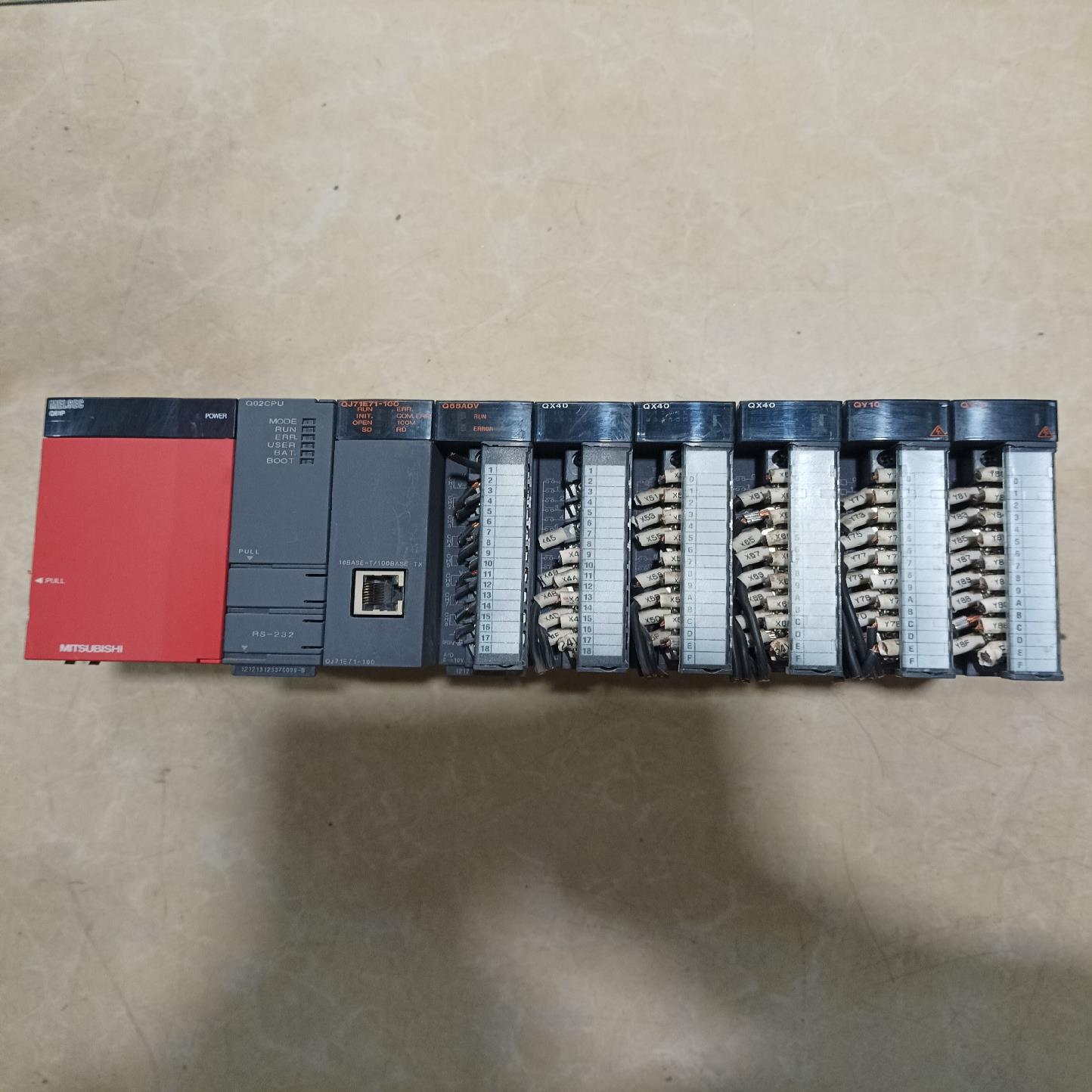 一套Q系列模块QJ71E71-100，Q61P,Q02C