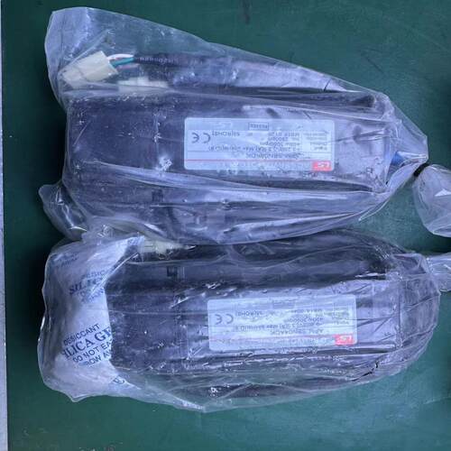 LS伺服电机APM-SBN04ADK，400W。新的，