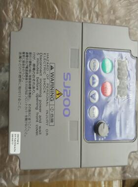 SJ200-007HFE日立变频器三相0.75KW九成新