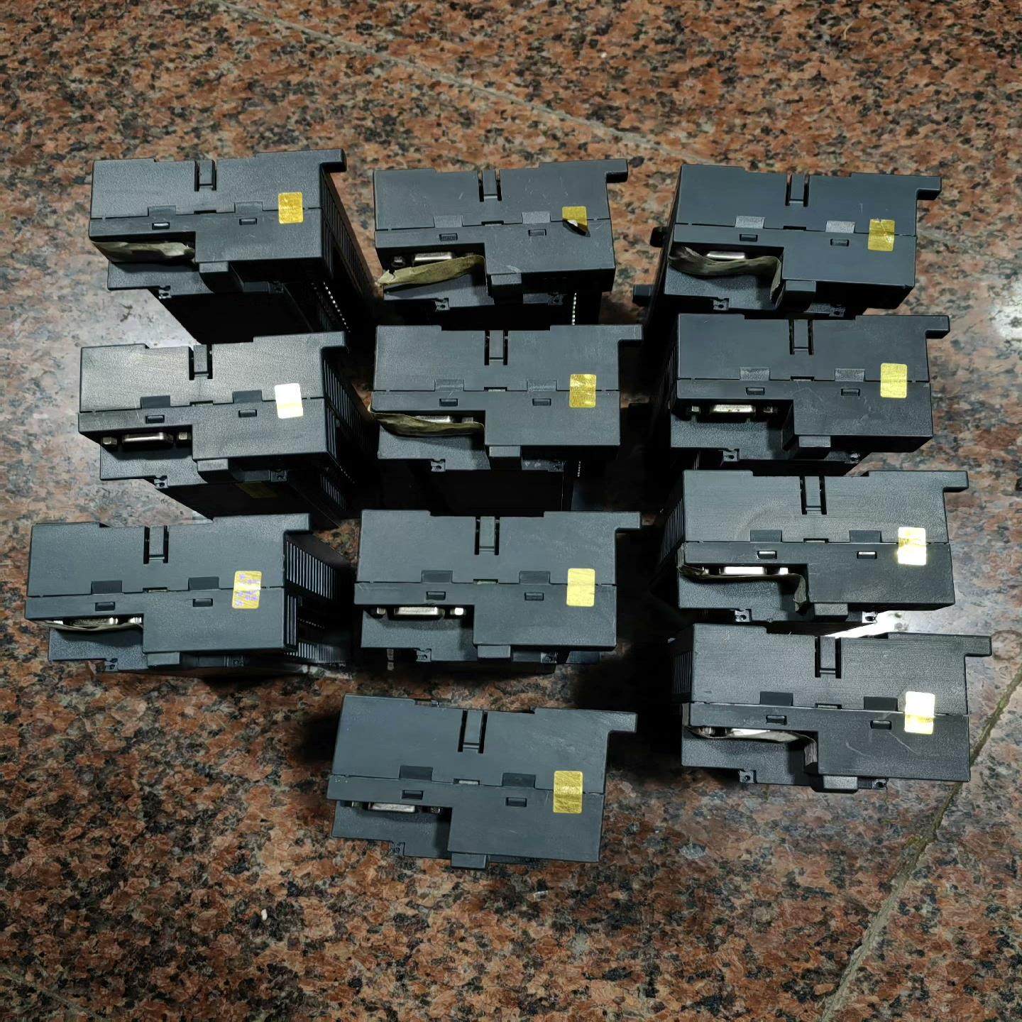 上海凯泉pLC，cpu224，工厂清理仓库，功能不知好坏，全