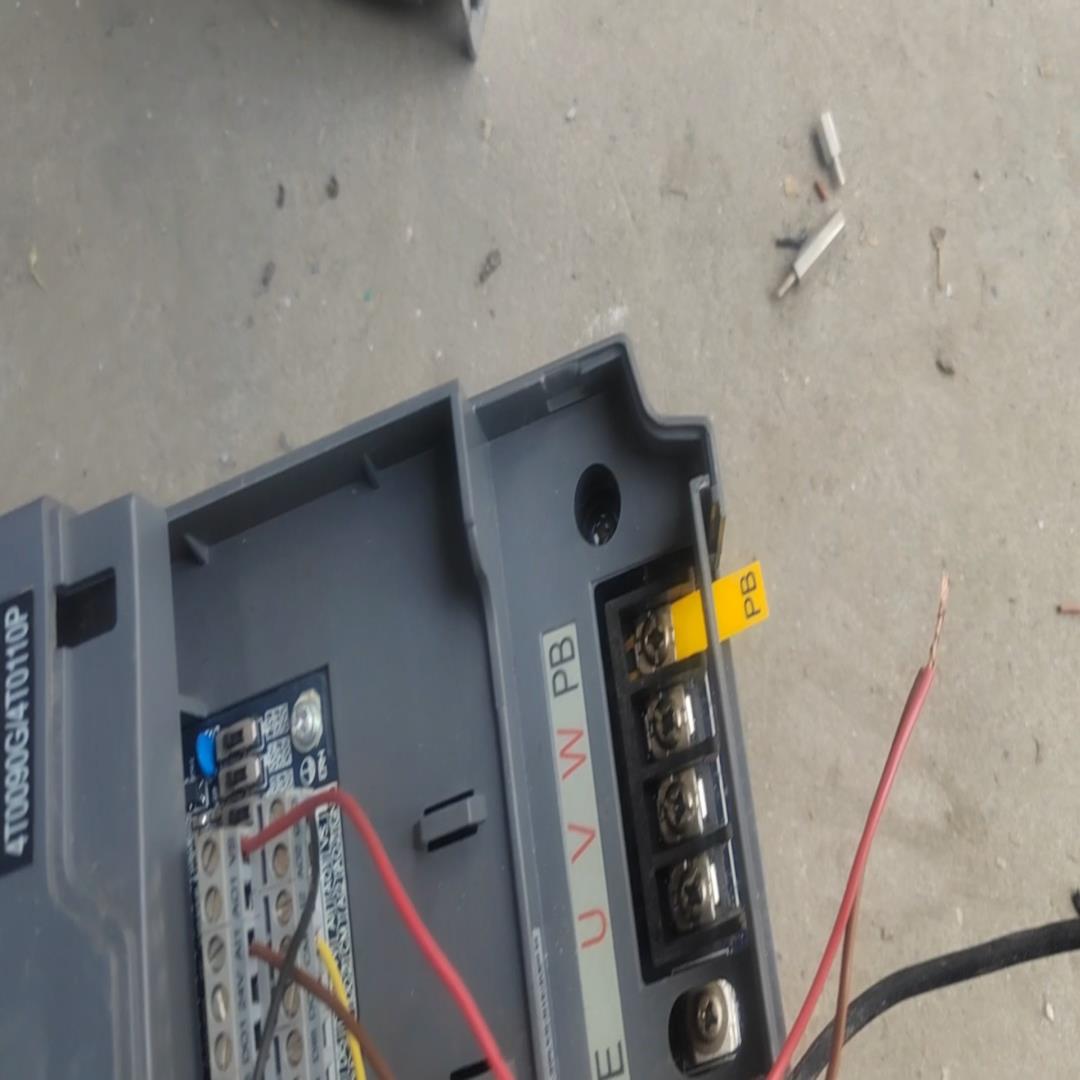 四方变频器，E580-4T0090G/4T0011P拆机成色