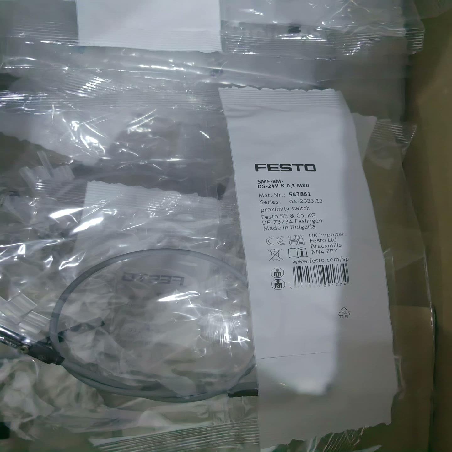 SME-8M-DS-24V-K-0,3-M8D  54386