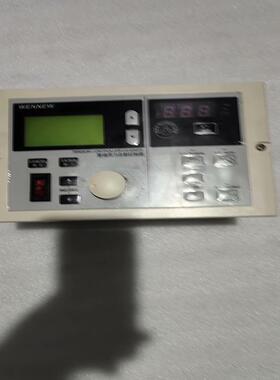 现拆机的wENNEW，US82MTA数码张力自动控制器一台。