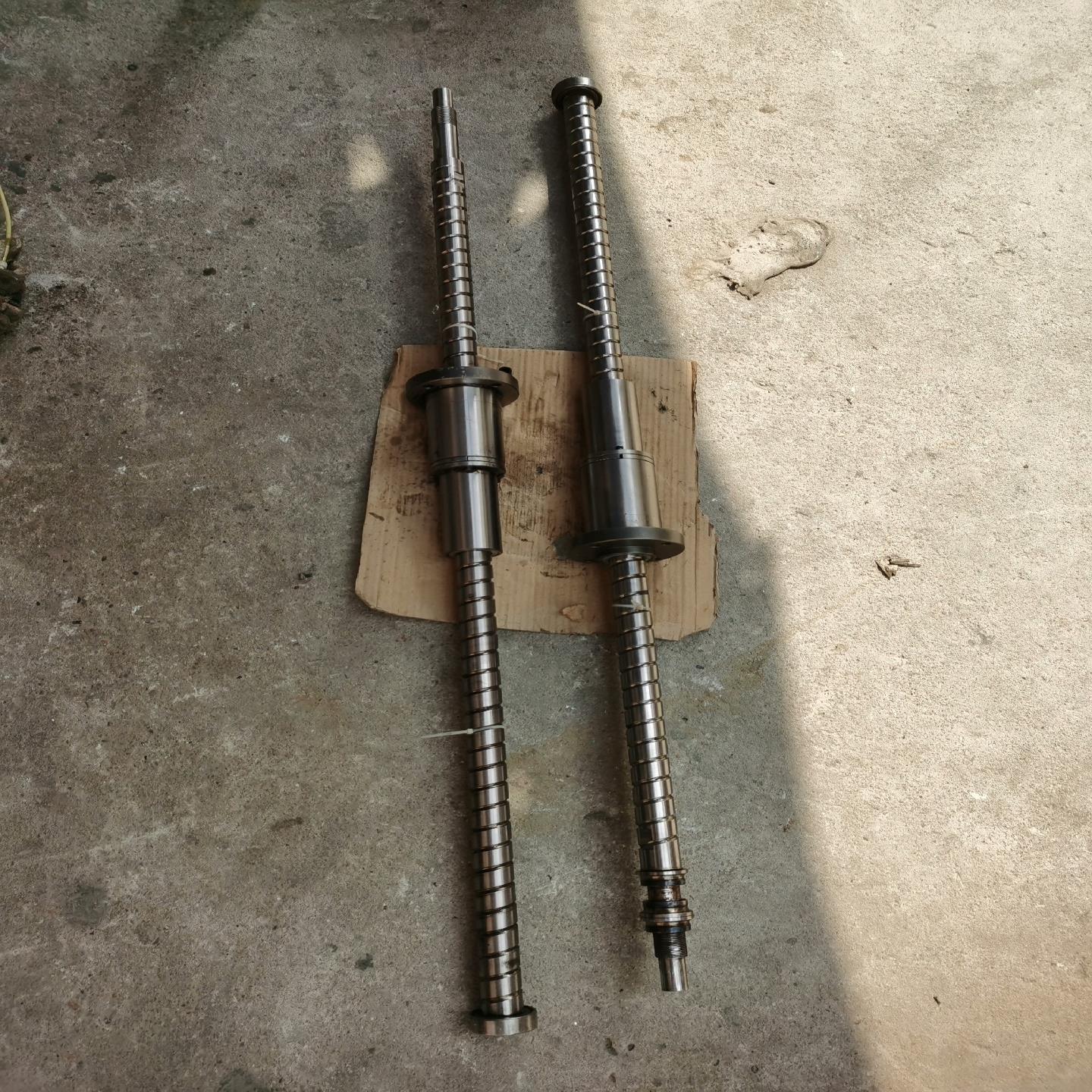 （设备配件）W3209T42-cm-C3Z112D丝杆，长NSK