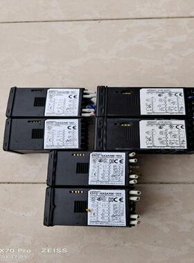 E5CN-RQ2HHT  E5CC-OX2AS