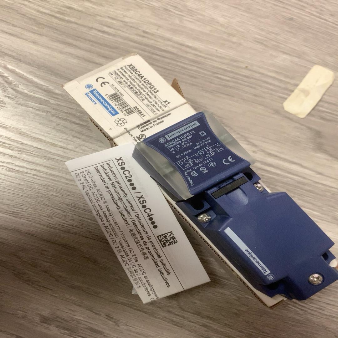 全新原装 XS8C4A1DPG13 点感式接近开关现货
