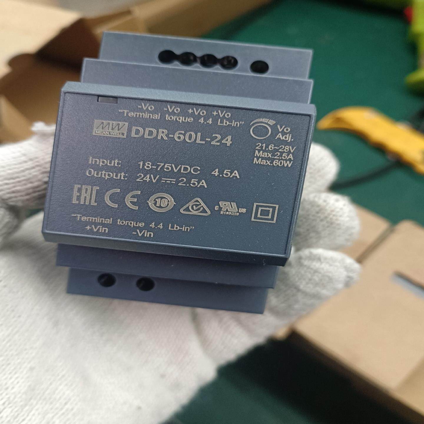 明纬DDR-60L-24台湾明纬开关电源，全新原装正品带